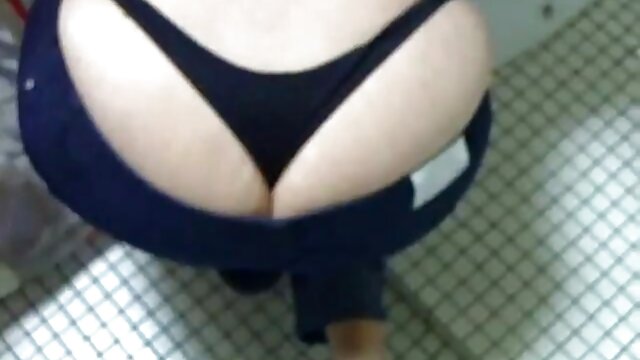 Dvije plave nimfosice Samantha Saint Stevie Shae puše jednu ukusnu lisicu